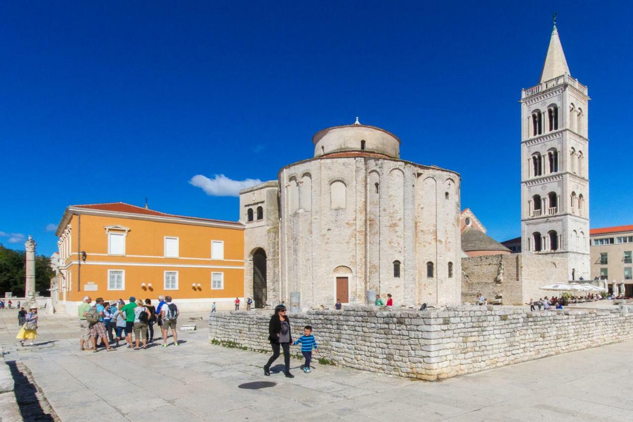 Apartment Montesa Zadar Bagian luar foto